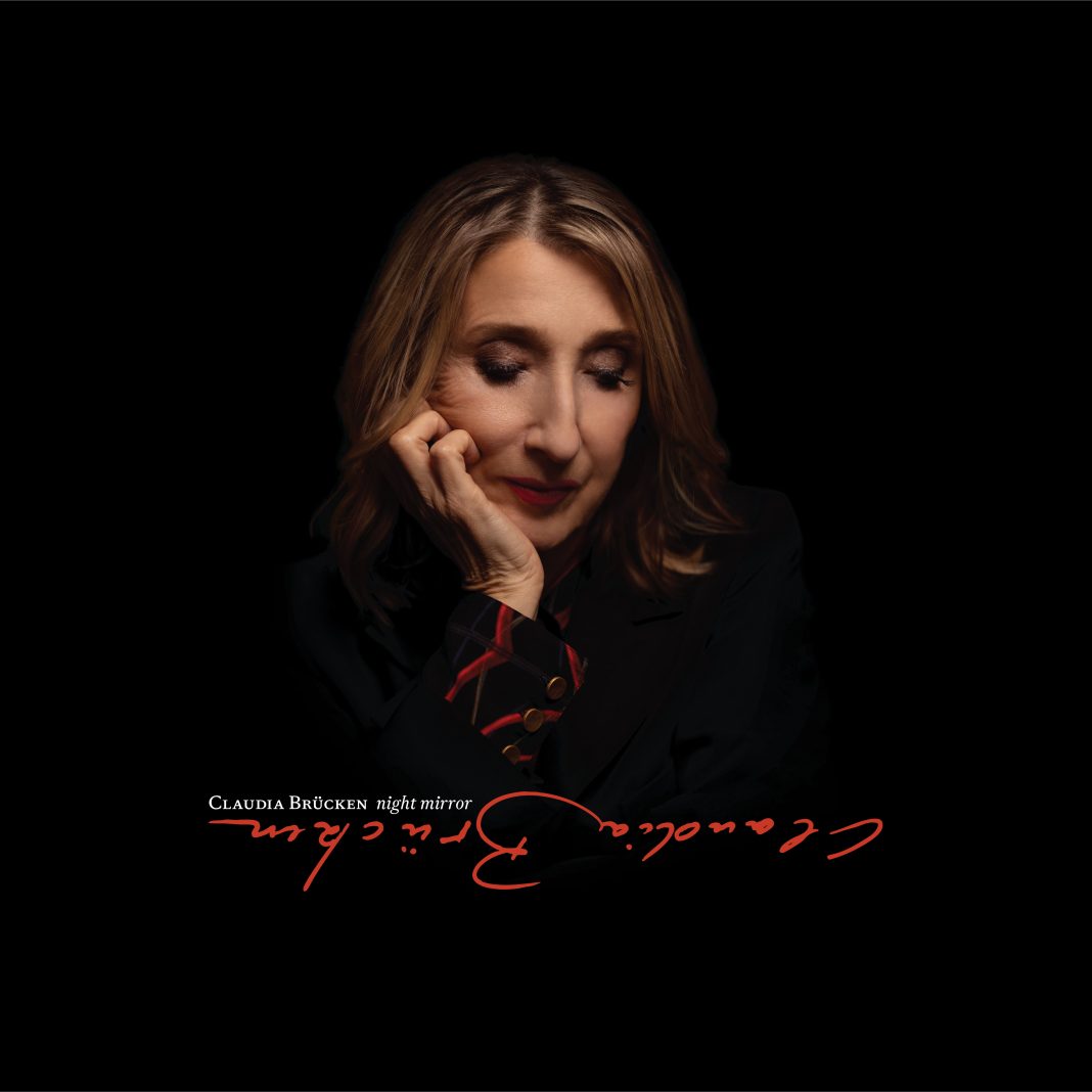 Brücken, Claudia - Night Mirror